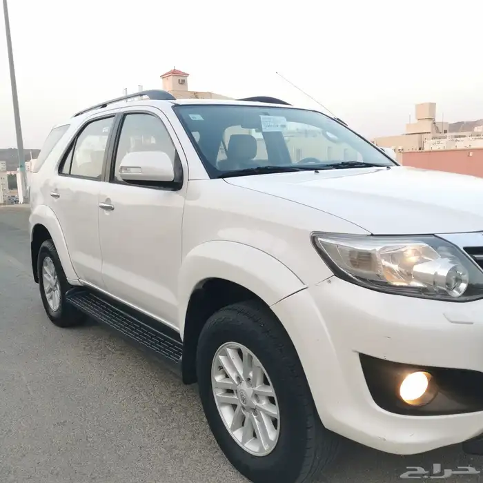 تويوتا فورتشنر 2013 فل V6. قير عادي دفلك 4