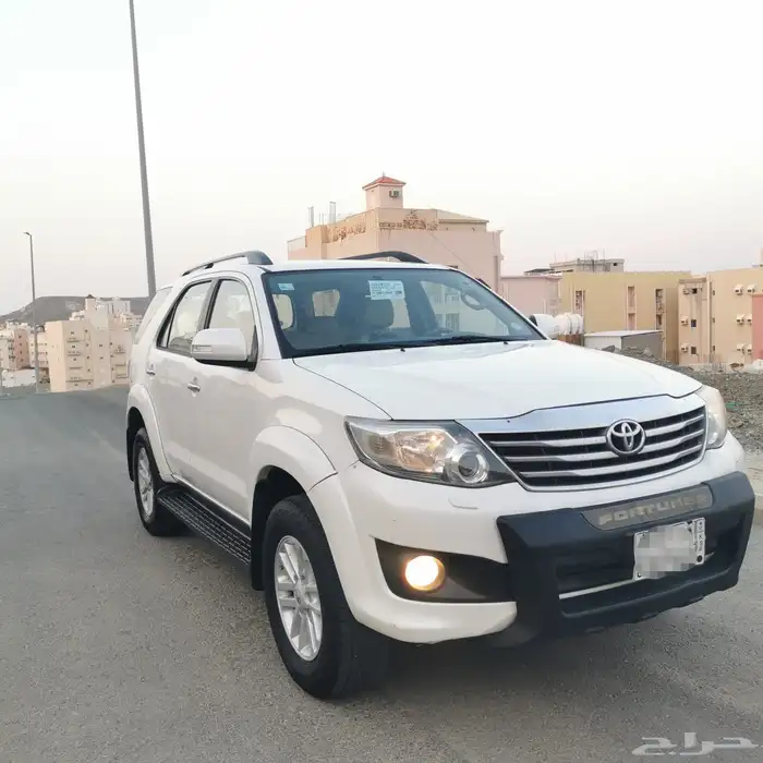 تويوتا فورتشنر 2013 فل V6. قير عادي دفلك 3