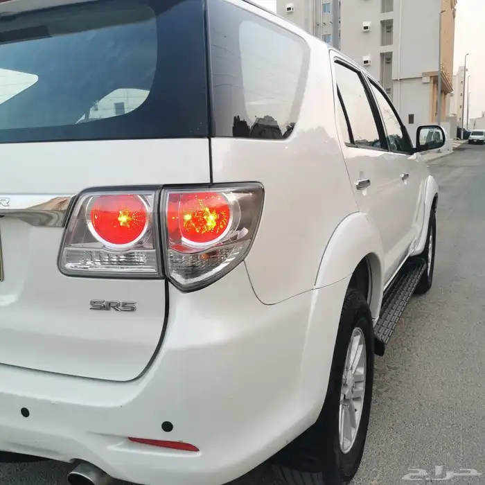 تويوتا فورتشنر 2013 فل V6. قير عادي دفلك 13