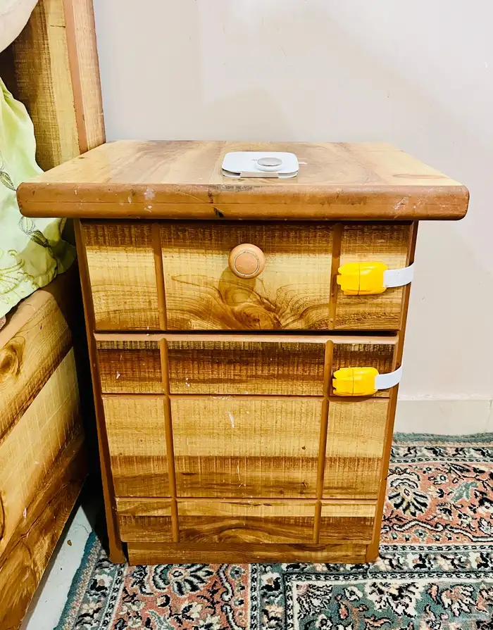 غرفة نوم- سرير - دولاب - خزانة 4