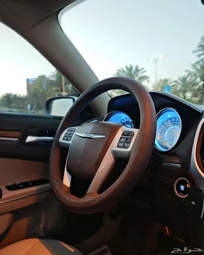 كرايزلر هيمي C300موديل 2014 50