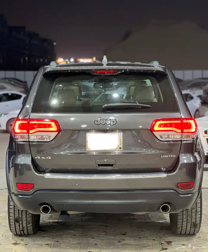 جراند شيروكي 2015 ليمتد 3