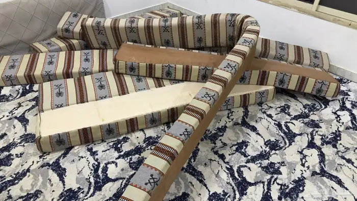 جلسات وطاوله 0