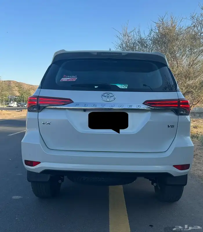 تويوتا فورتشنر (2024) VX1 1