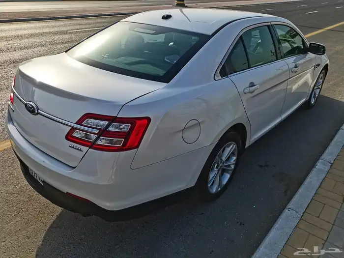 سياره فورد تورس 2013 نص فل 11