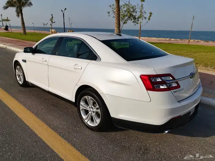 سياره فورد تورس 2013 نص فل 4