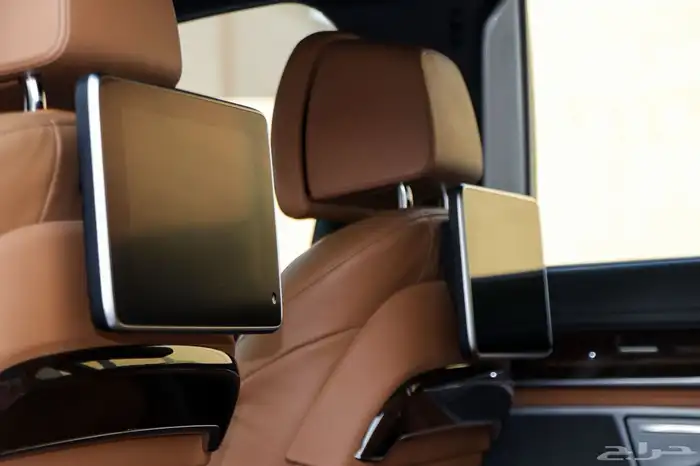 بي ام دبليو 740iL2016 19