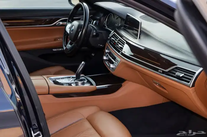 بي ام دبليو 740iL2016 13