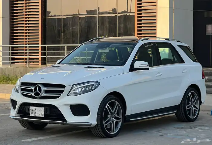 مرسيدس GLE400 2016 (بحالة ممتازة) 1