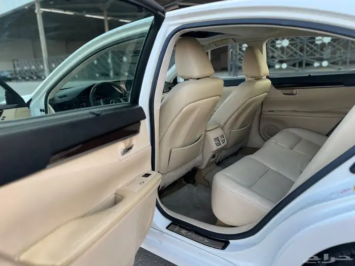 لكزس - ES350 - 2013 - فلcc 9