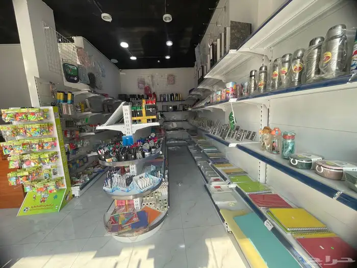 مكتبة للبيع في حي الحمرا الرياض 3