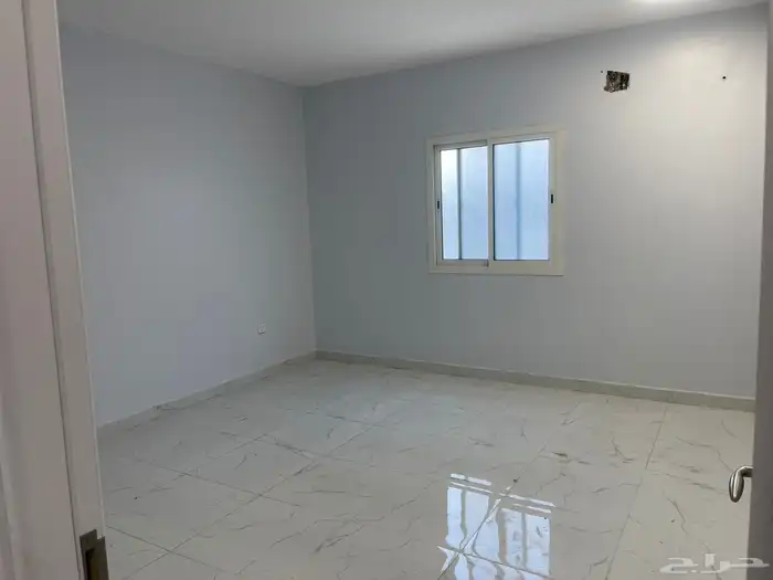 فيلا فاخرة للايجار بمدينة الورود بالطائف 1