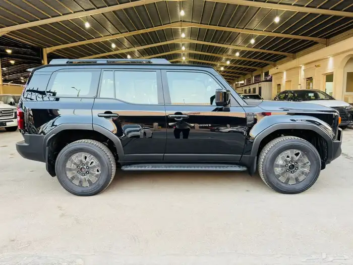 برادو ادفنشر اسود 2026 3