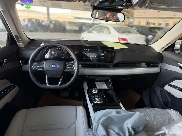 فورد تيرتيوري ترند 2026 رصاصي واسود سعر مميز 13