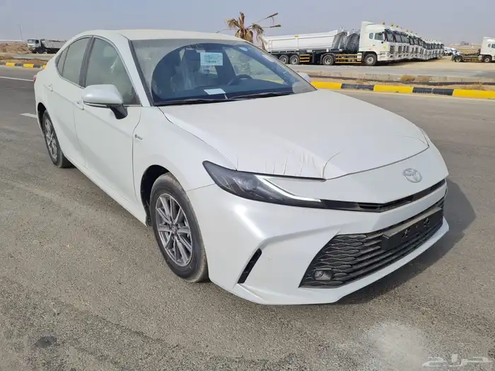 كامري ستاندر هايبرد 2025 كاش واقساط 0