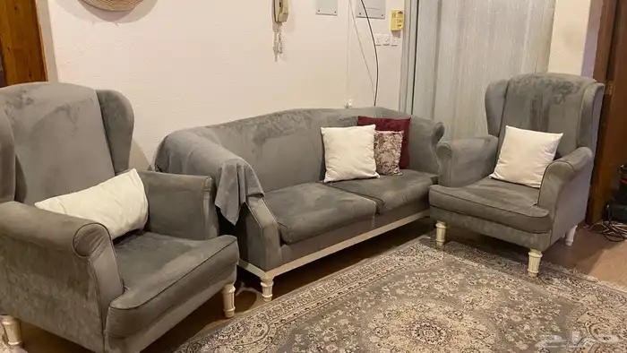 كنب ملكي فخم نظيف 0