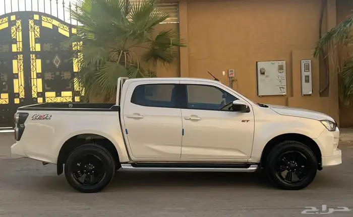 ايسوزو ديماكس 2023 GT 5