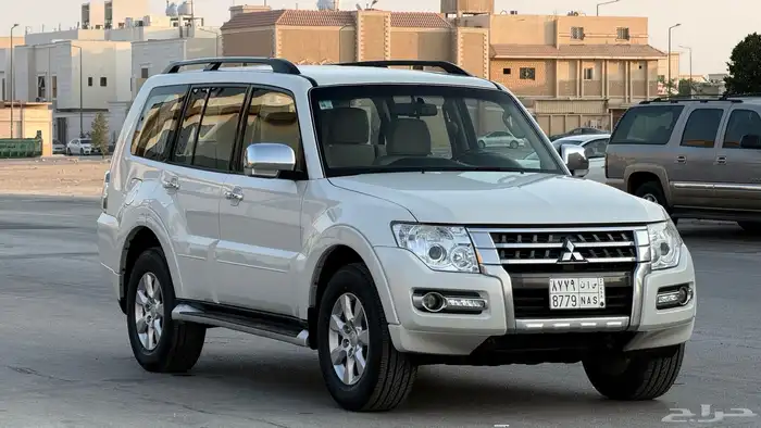 جيب باجيرو 2020 GLS - V6 0