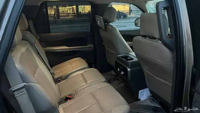 فورد اكسبديشن 2018 وكاله نظيف 13