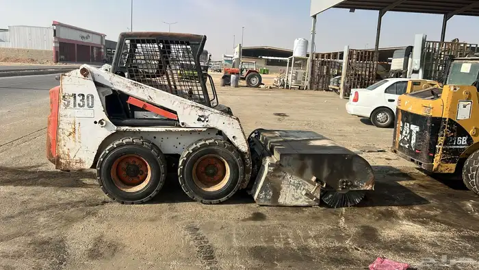 معدات للإيجار اليومي والشهر 0