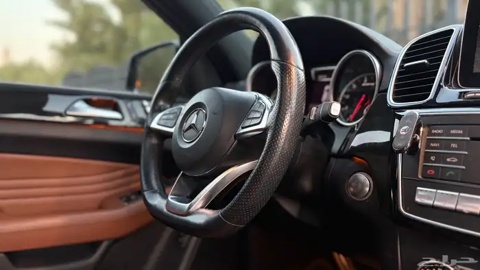 مرسيدس GLE43 2018 AMG ( منوة المستخدم ) 44