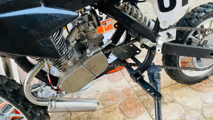 دباب صحراوي صغير بنزين شغال محتاج سلف بس 4