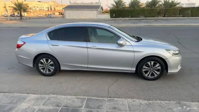 للبيع اكورد 2013 ستاندر فضي 4