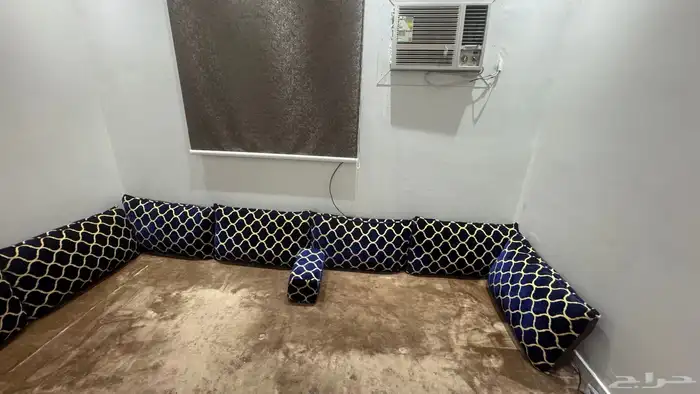 مساند للبيع نظيفة 0