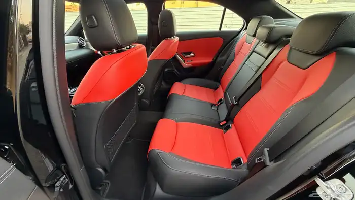 مرسيدس A200 2025 بحالة الوكالة 17