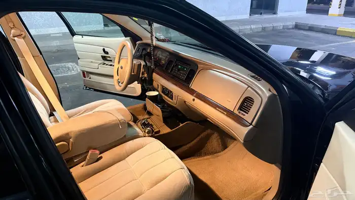 فورد فكتوريا 2010 5