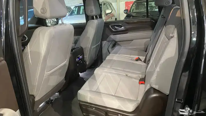 يوكن 2024 SLE طويل 7