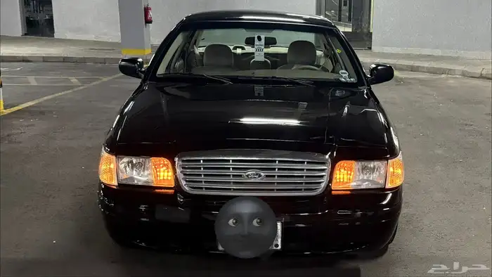 فورد فكتوريا 2010 11