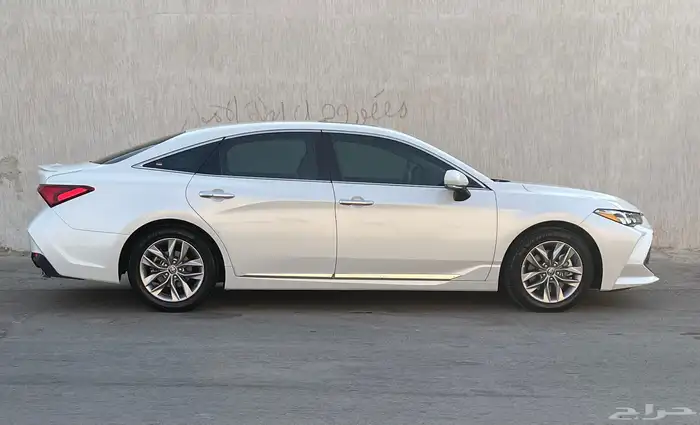 للبيع افالون 2021 نص فل وكالة 5