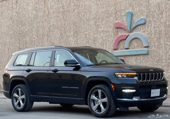 جيب شروكي 2022 لميتدا L  Chrokee Limited 4