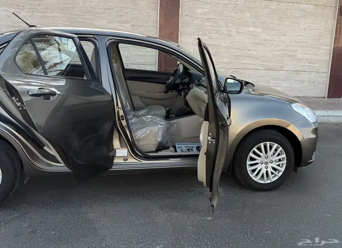 سوزوكي_ديزاير_2023 33