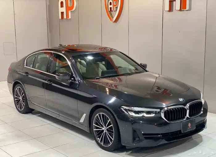 بي ام دبليو 520i 2023 بحالة ممتازة 2
