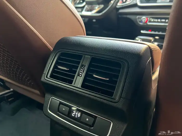 AUDI Q5 2023 S line بلاك اديشن 58