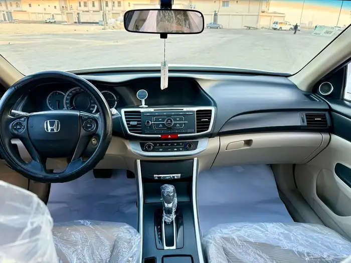 هوندا اكورد( 2016 ) قمه في النظافه 15