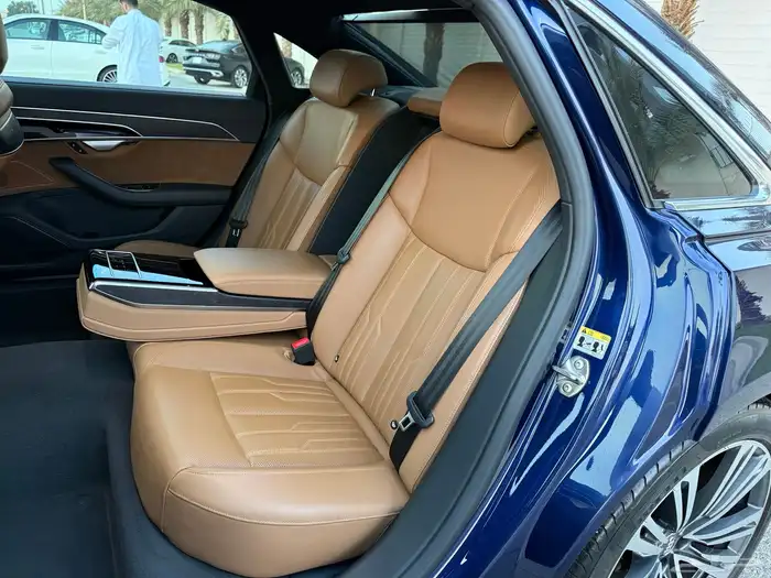 اودي A8 2019 55 TFSI QWATTRO - سعودي سماكو 33