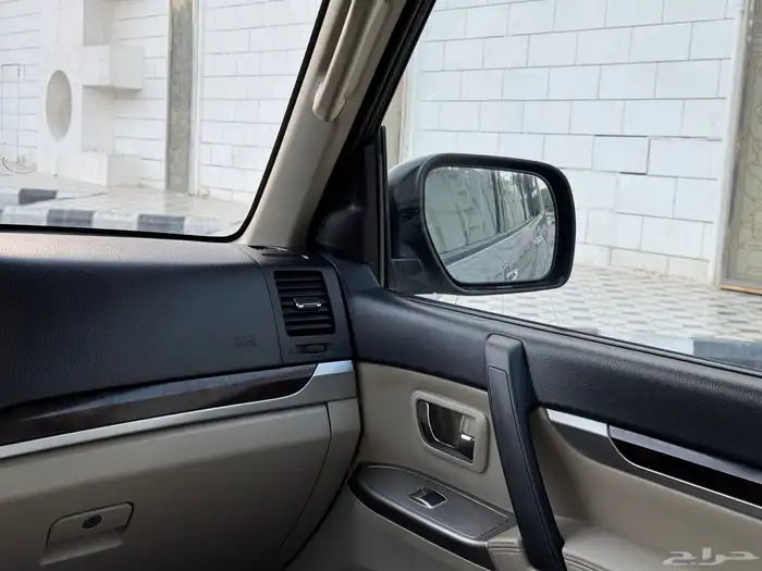 ميتسوبيشي باجيرو 2022 GLS 16