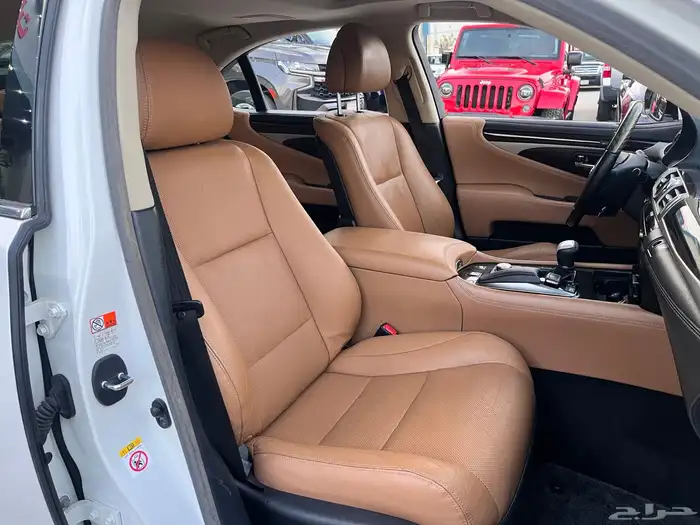 لكزس LS460 موديل 2015 13