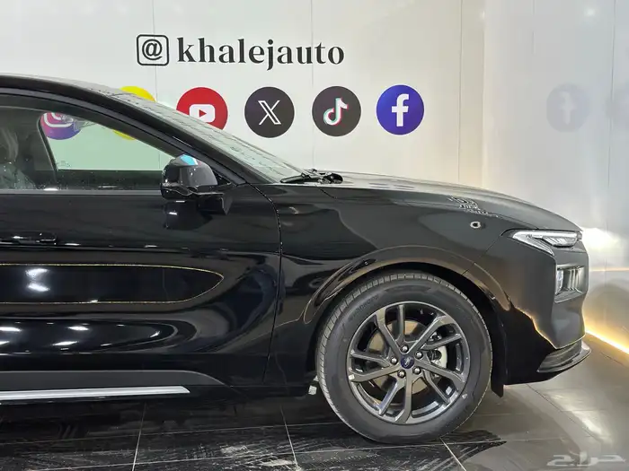 فورد تورس تيتانيوم م2026 2