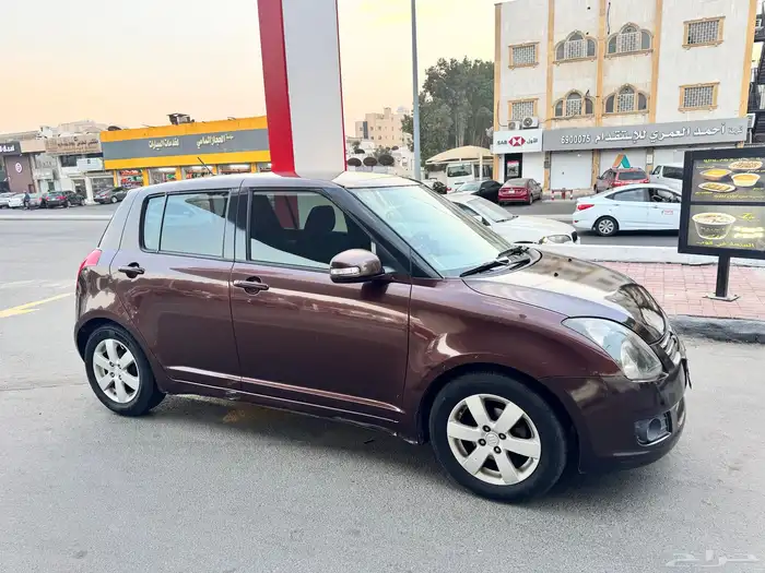 سزوكي سويفت 10