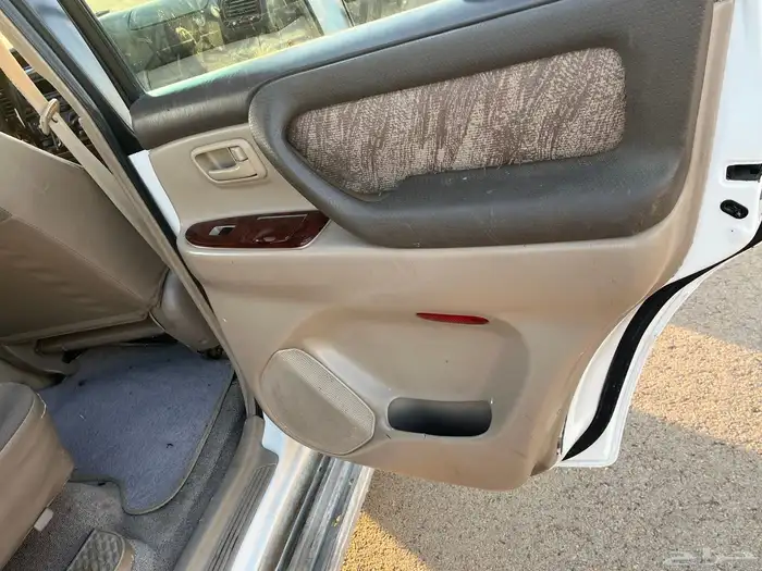 لاندكروزر جي اكس آر 9