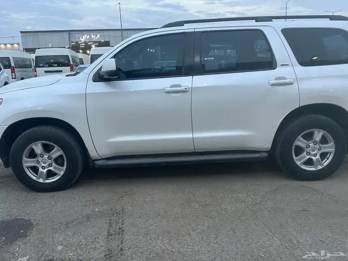 سكويا 2014 دبل ممشى 189 الف 2