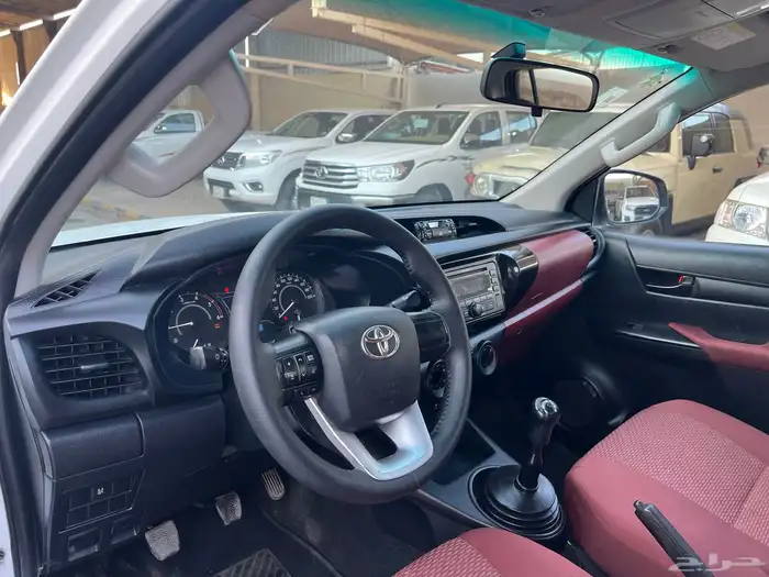 هايلوكس ديزل 2019 نظيف جدا لدى قمة الاطلال 45