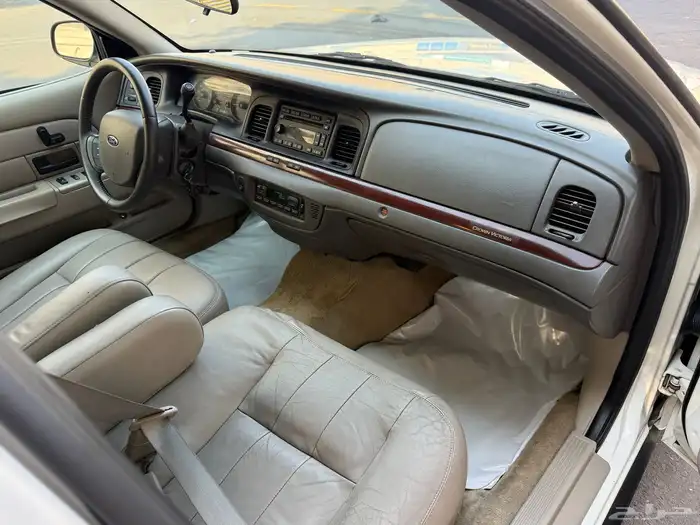 فورد فكتوريا 2011 لايوجد رش محركات وكاله نظيف جدا 14