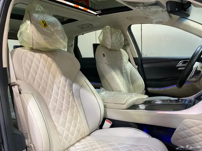 جنسس GV80 2023 ( رويال ) العداد 17 الف فقط 17