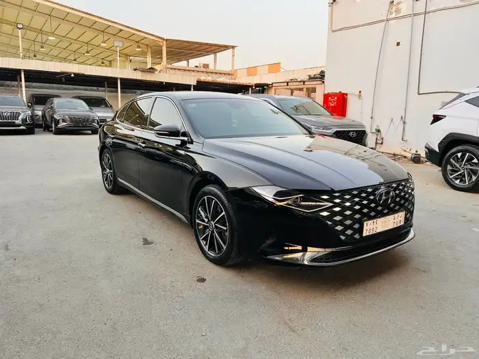 ازيرا 2021 (بنزين) فل كامل مكينه 6 5