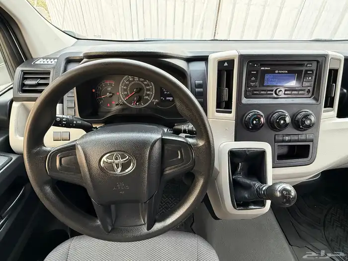 TOYOTA Hiace Van  تيوتا هايس باص بضاعة 9